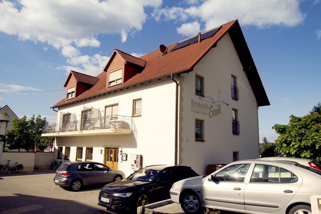 Brotzeit-Stadl Gbr Hotel Bad Staffelstein Buitenkant foto
